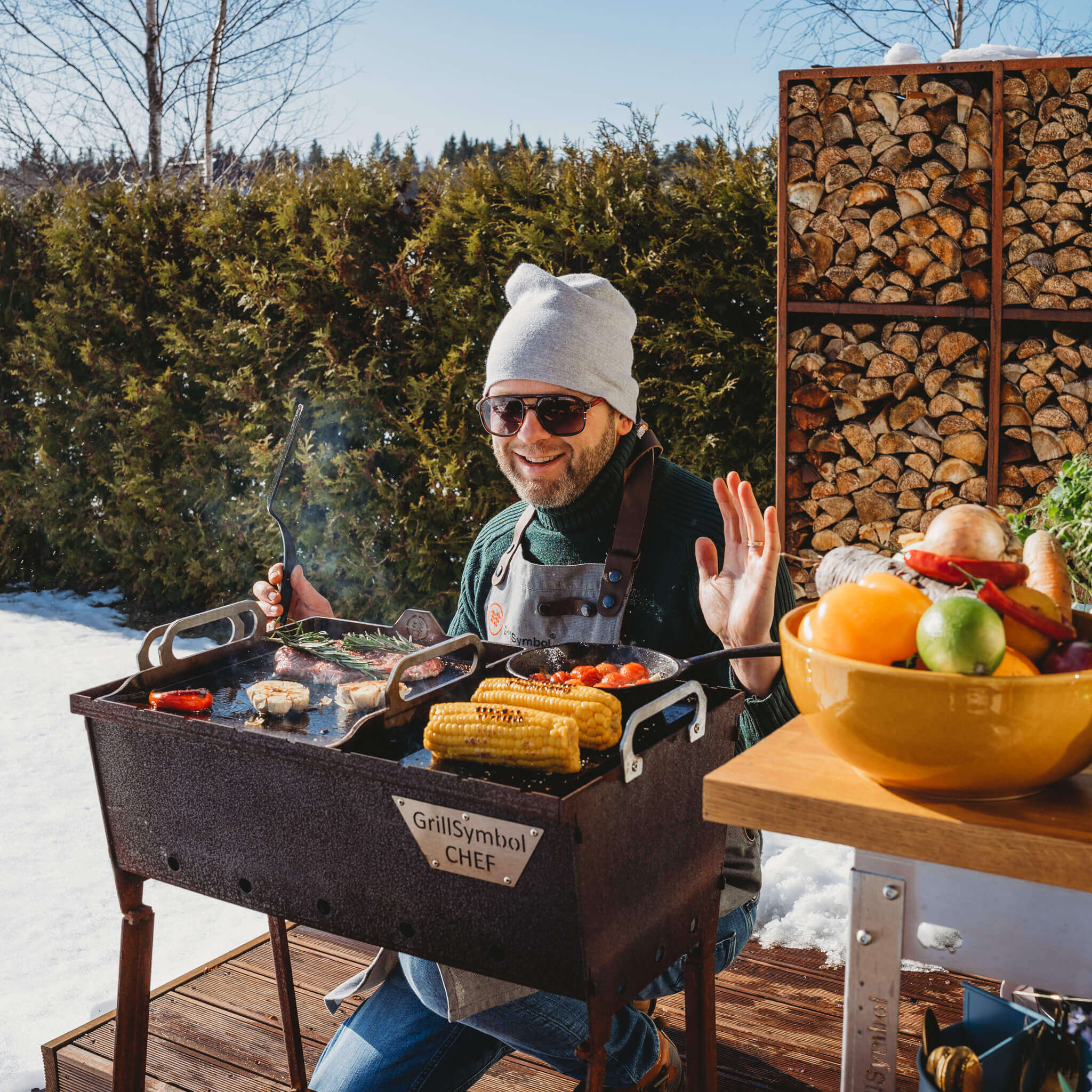 Hiiligrilli Naked Chef XS – Corten Teräs 55 × 35 × 77 cm